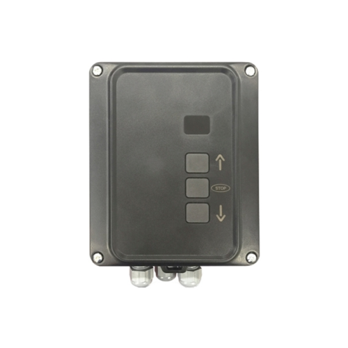 Cuadro industrial de control JCM DMR-IND hombre presente